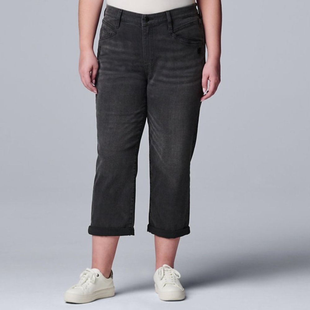 Vera Wang Crop Boyfriend Jeans